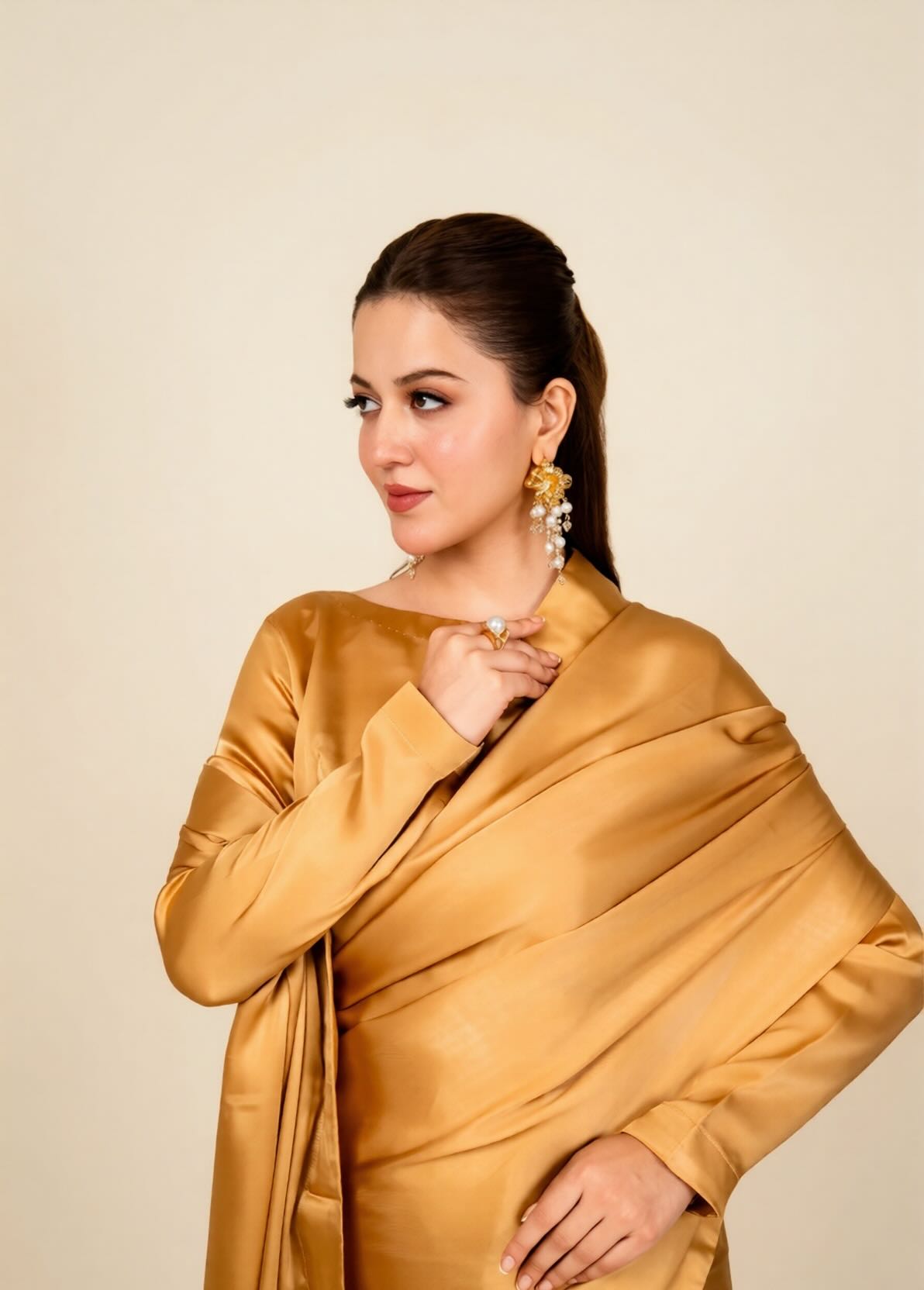 Saree Golden